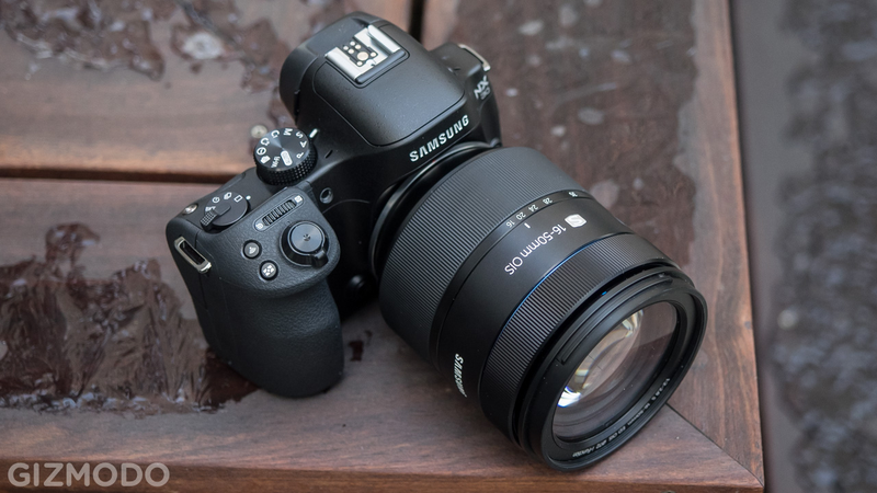 Illustration for article titled Samsung NX30: Can Sammy's Mirrorless Shooters Catch On?